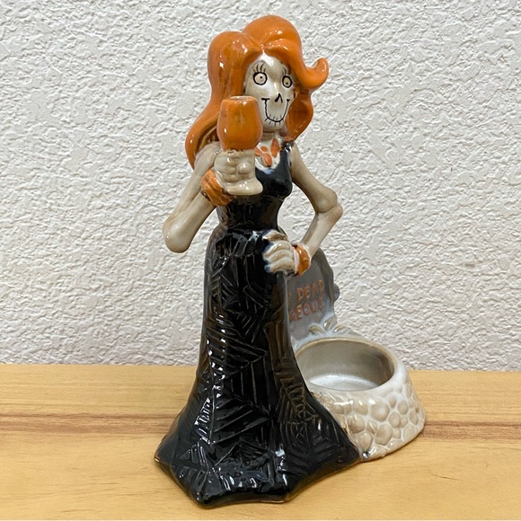 Yankee Candle Boney Bunch Drop Dead Gorgeous Halloween Tea Light Candle Holder - Picture 7 of 13